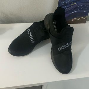 Adidas cloud foam super 10 woman’s.